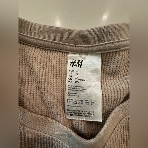 H&M Beige Textured Top - Picture 4 of 4